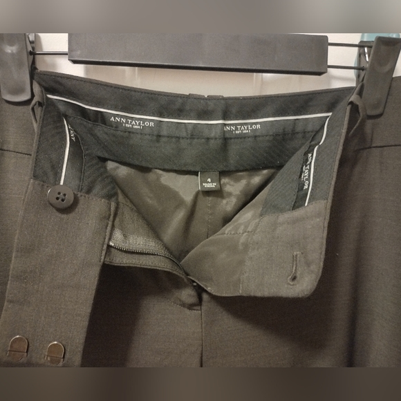 Ann Taylor Charcoal Loft Pants & Jumpsuit Sz 4 - Picture 4 of 4